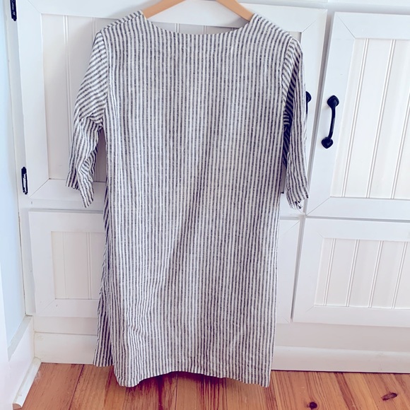 Washed Linen Dress with Pockets - Picture 7 of 9
